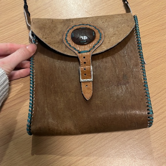 ✨SALE✨Handmade Leather Tribal Stitched Crossbody Bag Brown Turquoise Coconut - Picture 3 of 9